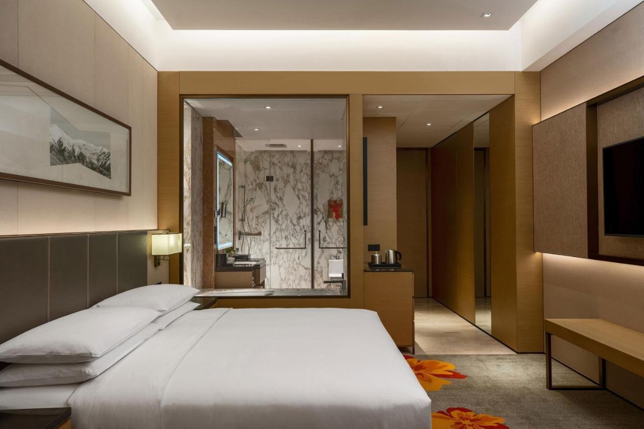 Sheraton Beijing Lize Hotel Pequim Exterior foto