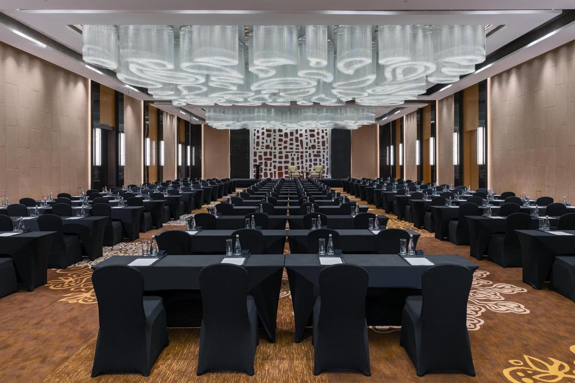 Sheraton Beijing Lize Hotel Pequim Exterior foto